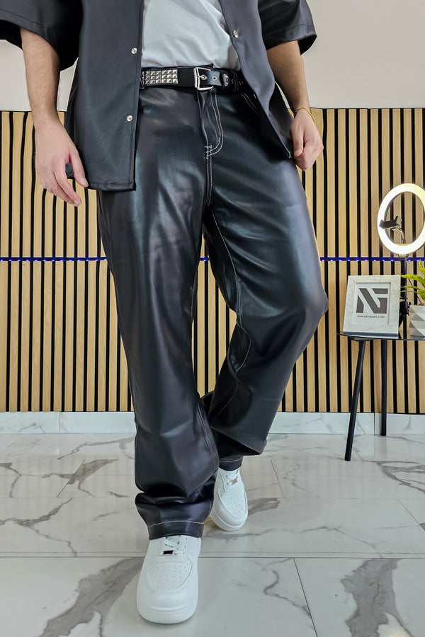 Jeans Nero Spalmato — Straight Effetto Pelle
